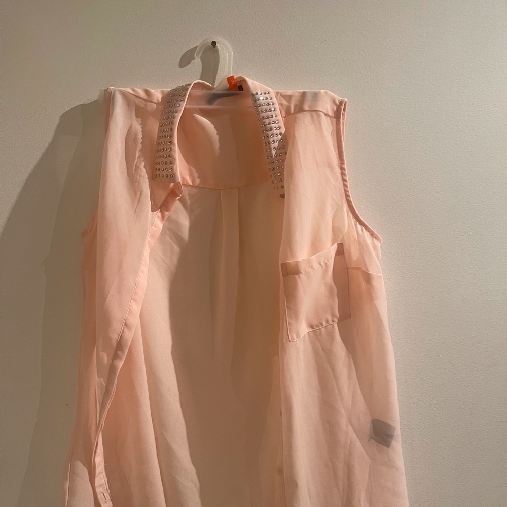 3/15$ Suzy Shier dress shirt